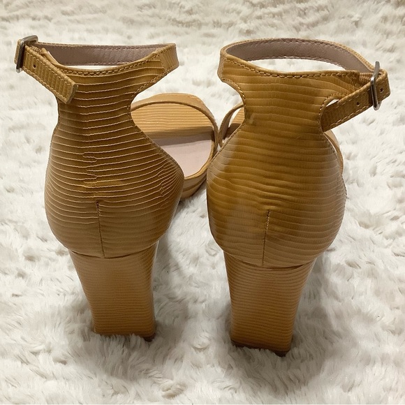 🛍️ CHINESE LAUNDRY Yellow Tinie Lizard Ankle Straps Heeled Sandal - Size 9.5 - Picture 11 of 15